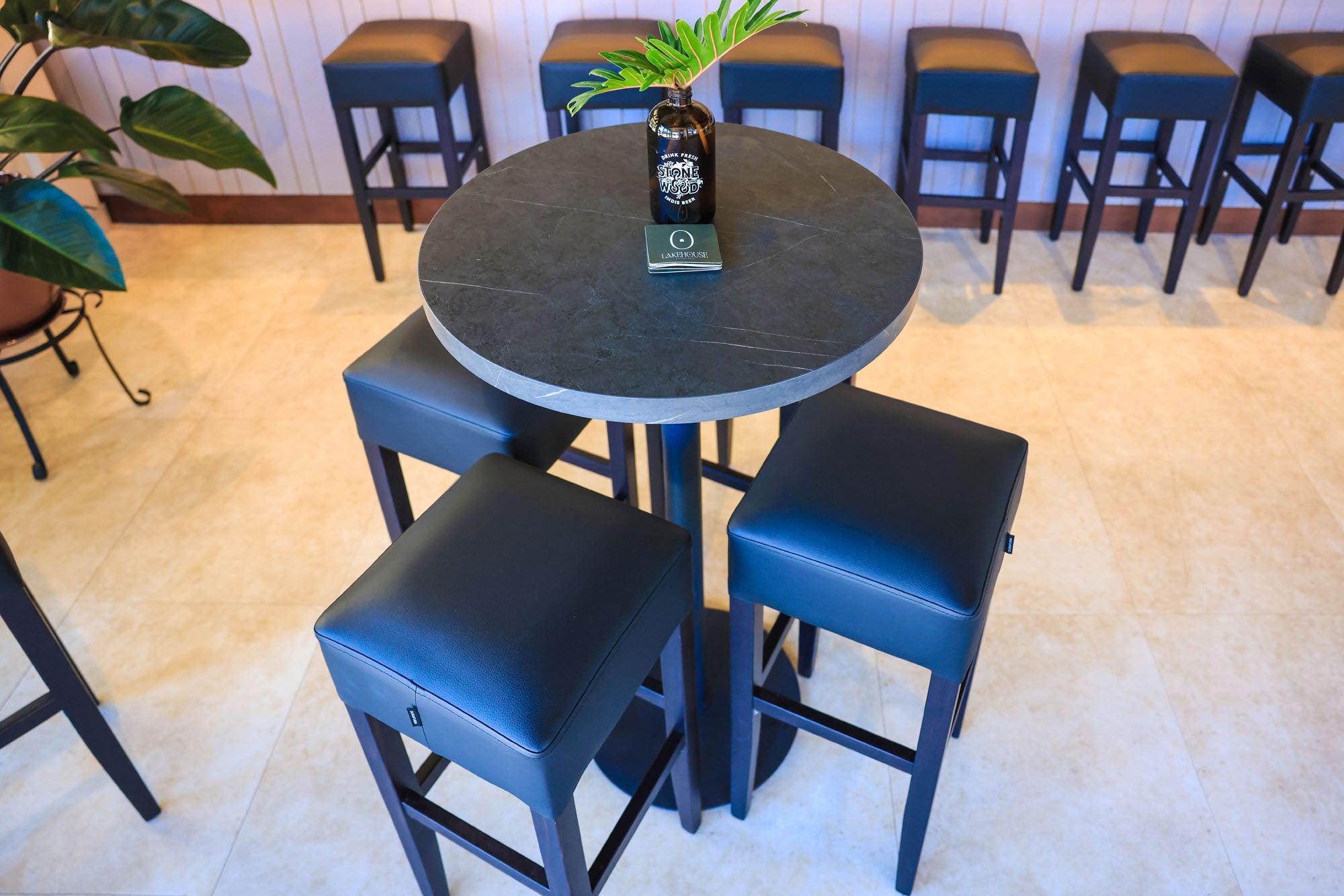 Online Hospitality Furniture