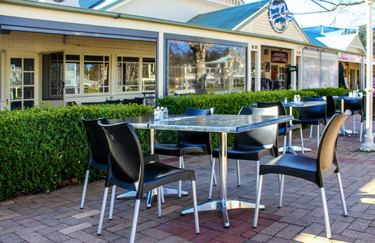 The Hungry Bird Cafe